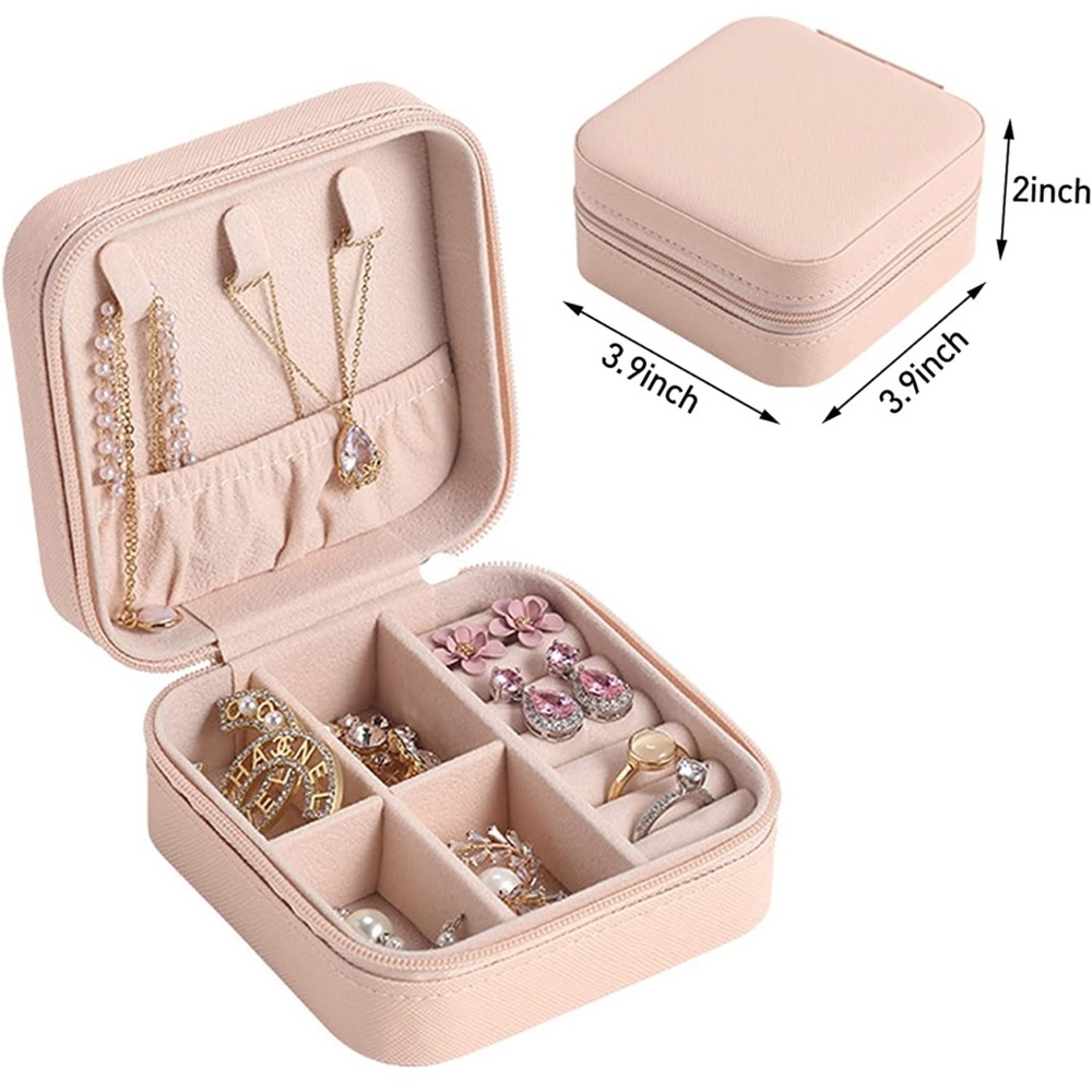 NWT Beautiful Portable Travel Jewelry Storage Box